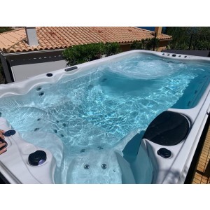 Superior Wellness Platinum Spas SwimSPA ARES 430 x 220 x 130 cm Schwimmspa